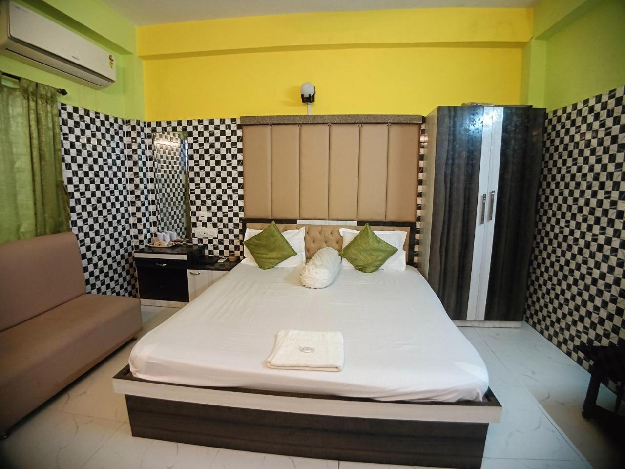 Hotel Hindusthan Inn Mandarmani Bagian luar foto